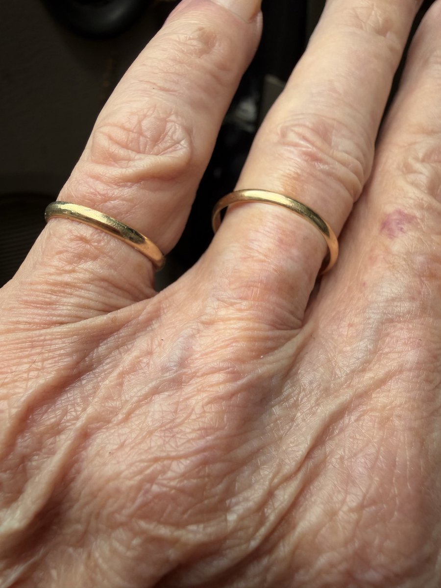 ThomasRoyACTOR's tweet photo. I need to point out that while hundreds of people have mourned the death of my beloved wife Ruth, as do I, that the two of us had more viscous arguments with each other than we did by far with anyone else on the planet.
This might be normal for we loved each other so deeply https://t.co/wwAGJTMbpx
