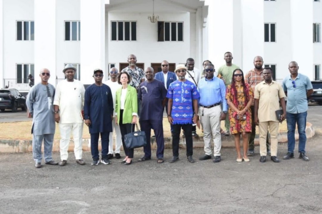 VivianIfeomaOj's tweet photo. Governor Alex Otti to Partner with Hilton International on a Five-Star Hotel Project in Umuahia.

The Abia State Government has moved to strengthen its hospitality sector through a proposed partnership with Hilton.

The project will operate under the DoubleTree by Hilton brand and is expected to raise accommodation standards, support tourism growth, and attract private investment into Abia State.