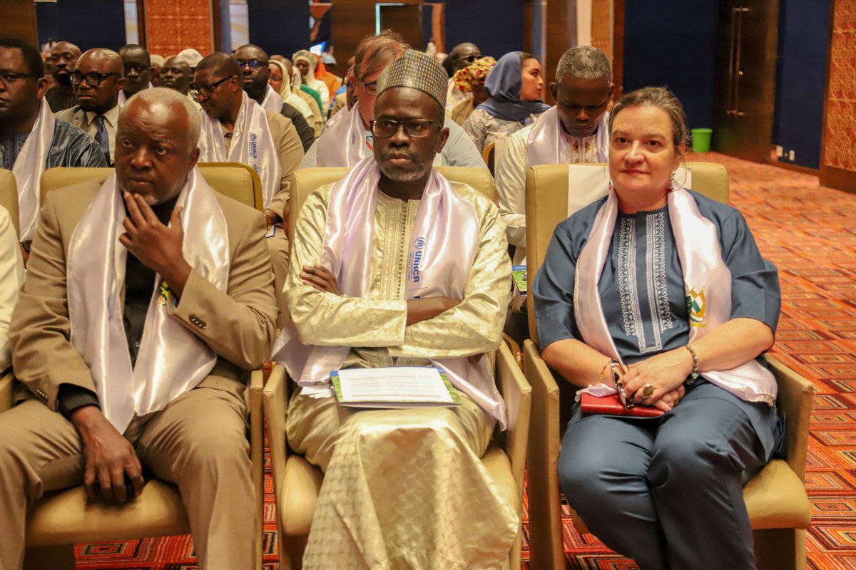 UNHCRNiger's tweet photo. 📍Niamey, Niger 🇳🇪 

UNHCR &amp; the Nigerien authorities are officially launching the #WorldRefugeeDay &amp;the 75th anniversary of the 1951 Refugee Convention, thereby reaffirming the country’s commitment to guaranteeing asylum &amp; durable solutions until everyone is safe. https://t.co/JBNDHhVKqu