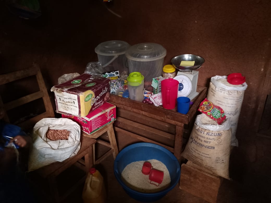 Merankabandi2's tweet photo. Étaient invités à ladite activité le chef de zone , le TPs,  le chargé zonal  de l'Agri-élevaga , le chef de colline et l'OT #Nyamurenza.
#MACH
#MIP https://t.co/2fNCeDfztN