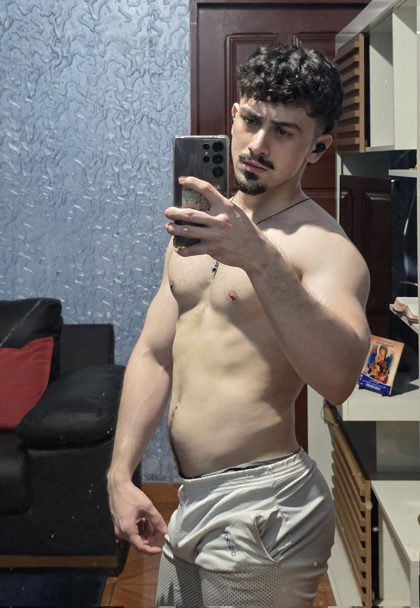 iago tweet media