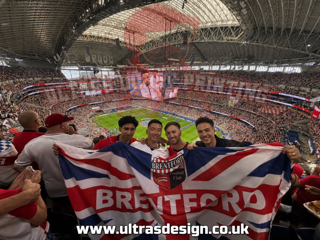 StoreTw8's tweet photo. Brentford in Dallas to watch England 4-2 win in the first group game. 

If you need a custom flag, stickers or beach towels order your own today from @bgdultrasdesign 

Use code - bfc10 

https://t.co/IExCuqc5AR

#ultrasdesign #england #brentford #worldcup #flag https://t.co/7BQlV2k60R