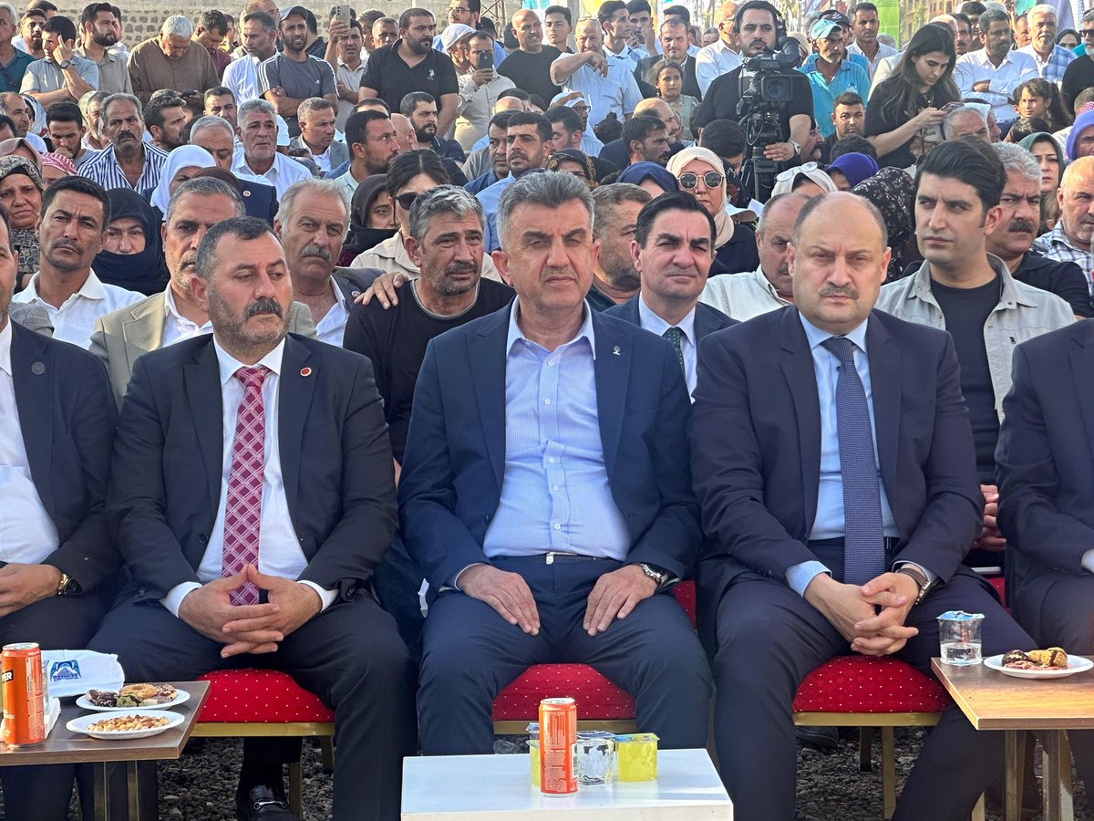 Sanliurfa_MHP's tweet photo. Milliyetçi Hareket Partisi Şanlıurfa İl Başkanımız Sayın Ecz. Osman MUTLU, Şanlıurfa eski cezaevi alanında inşa edilecek Eyyübiye Belediyesi yeni hizmet binasının temel atma törenine katıldı.

Eyyübiye ilçemize kazandırılacak olan bu önemli hizmet binasının hayırlı olmasını temenni ediyor; Eyyübiye Belediye Başkanı Sayın Mehmet KUŞ ve emeği geçen herkese teşekkür ediyoruz.

Şanlıurfa’mıza ve Eyyübiye’mize hayırlı olsun.