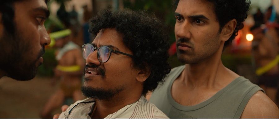 Sanjayred9y's tweet photo. @always__veeru18 side characters tho manaki fanwars entanna https://t.co/1QQQHsytTd