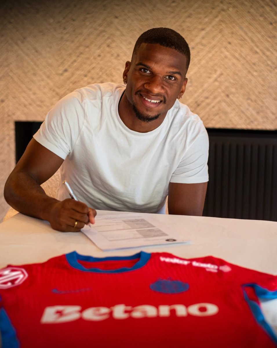 FCSB_ENG's tweet photo. FCSB announce the signing of Ronny Labonne from SM Caen.
The defender will wear the number 97 shirt.
Welcome to our family, Ronny! We wish you every success in the red and blue colors!🔴🔵
#FCSB https://t.co/Ca4Q8YgKFa
