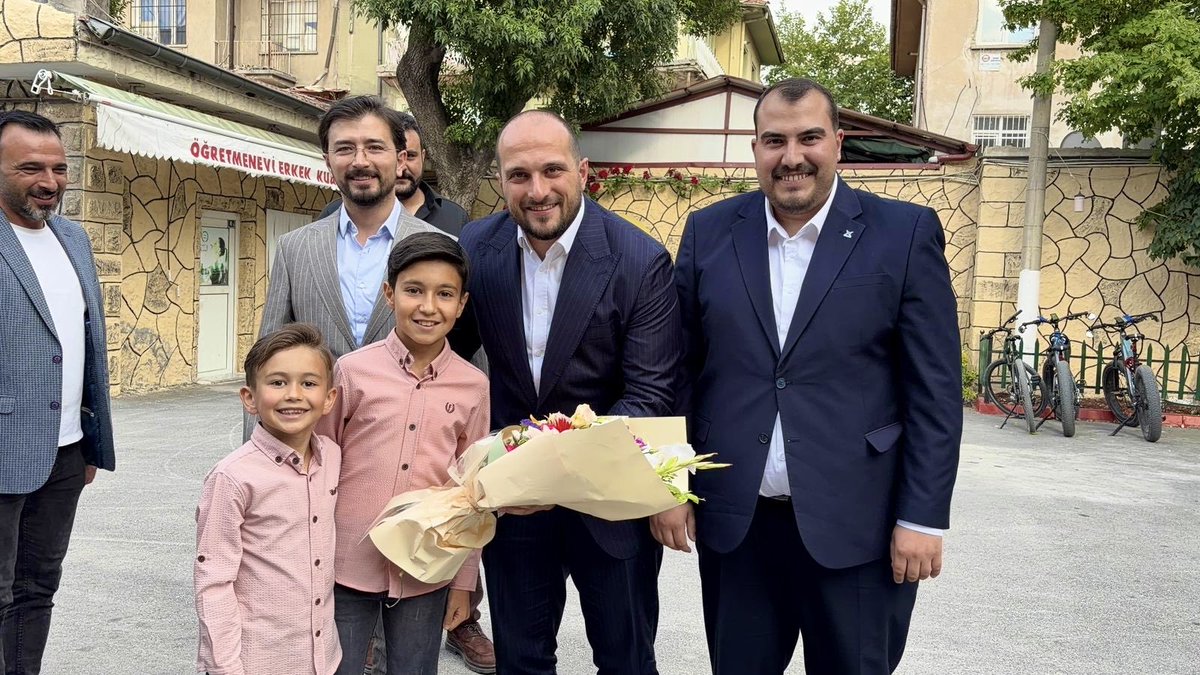 tugvanigde's tweet photo. TÜGVA Genel Başkan Yardımcımız ve Teşkilat Başkanımız Sn. Zafer Karamağara’nın katılımlarıyla gerçekleştirdiğimiz TÜGVA Niğde Teşkilat Buluşması’nda kardeşliğimizi, heyecanımızı ve teşkilat ruhumuzu bir kez daha pekiştirdik☝️

Davamız bir, yolumuz bir, hedefimiz bir. https://t.co/UQ3idTb155