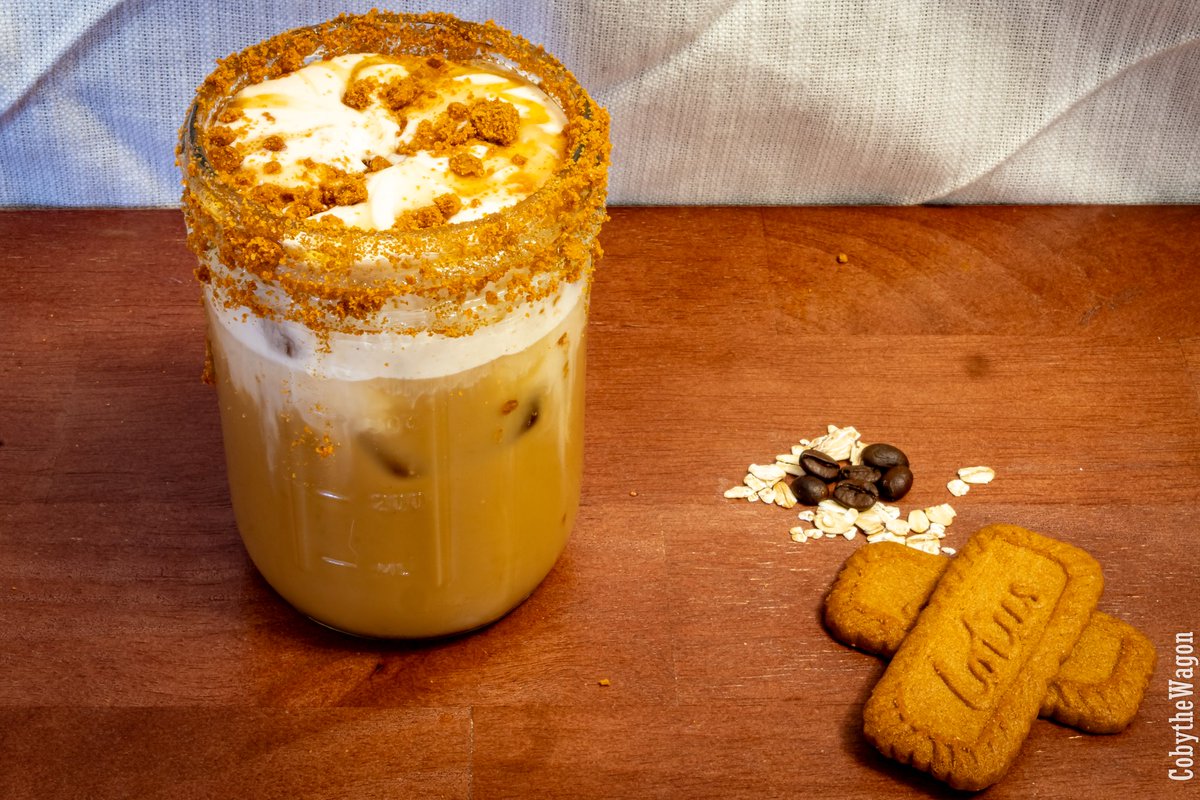 CobyWagon's tweet photo. Corgi Cafe Part 2: Honey Biscuit Cold Brew

Browned butter honey syrup, silky cold foam, and a cookie crumb rim

Made with the @DragonRoast  × @BuildAFur Caramel White Mocha Roast.

#furry #coffee #coldbrew #icedcoffee #drinkphotography #foodphotography https://t.co/WRA0EDgLHO
