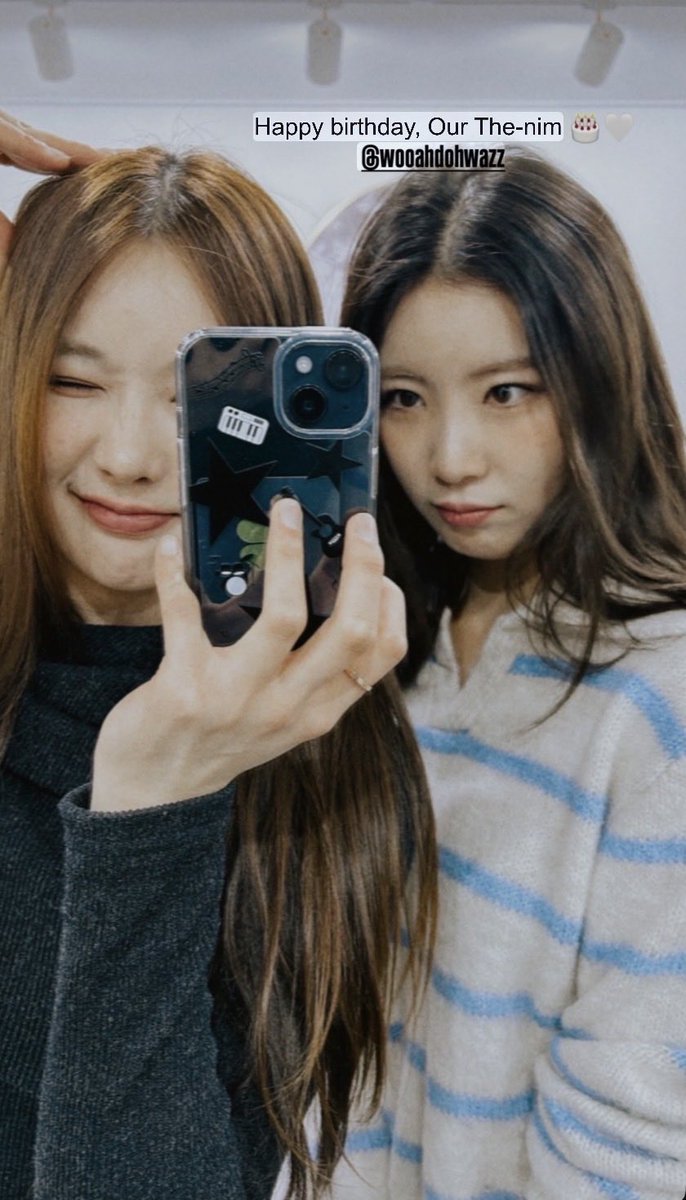 CraxySupportFr's tweet photo. ⟣⋆ ⃰⁎✩📸HYEJIN📸✩ ⁎ ⃰⋆⟢ |  190626

Happy birthday, Our Chae-nim🎂

#CRAXY #크랙시
#WOOAH #우아 #헤진 #HYEJIN
#HAPPY_WOOAH_DAY https://t.co/6Lj9Zwir61