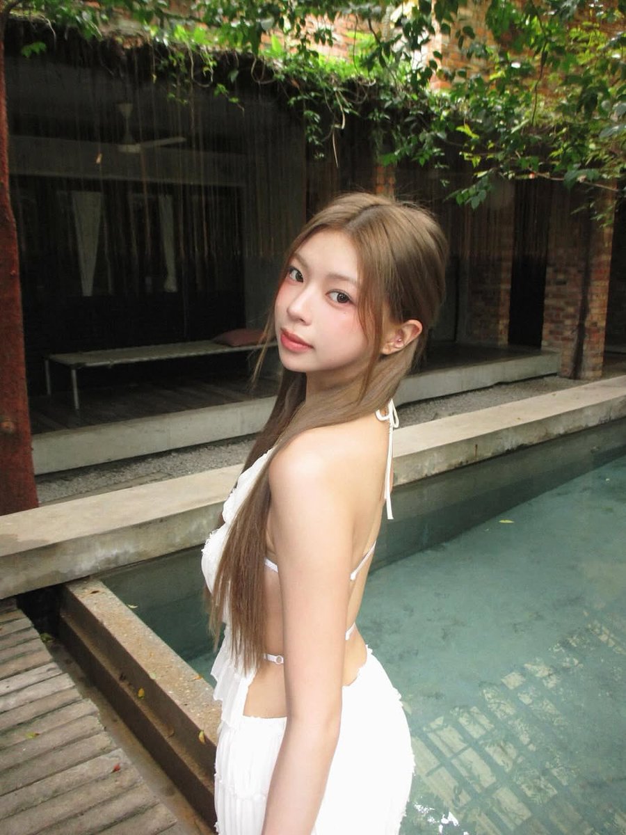 𝑬lyn. tweet media