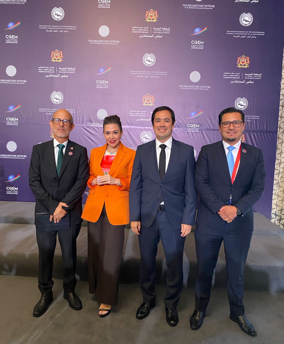 PARLASUR's tweet photo. #ForoEconómicoMarrakech🇲🇦 | Encuentro histórico de la diplomacia parlamentaria en Marrakech 2026. Presidente @rodrigamarrak (PARLASUR), junto a los Presidentes @RolandoGlezP (@Parlatino_org), @Karla_GHerrera (@PARLACEN) y René Quezada (@Parlandino). https://t.co/3zfFTM5Rf0