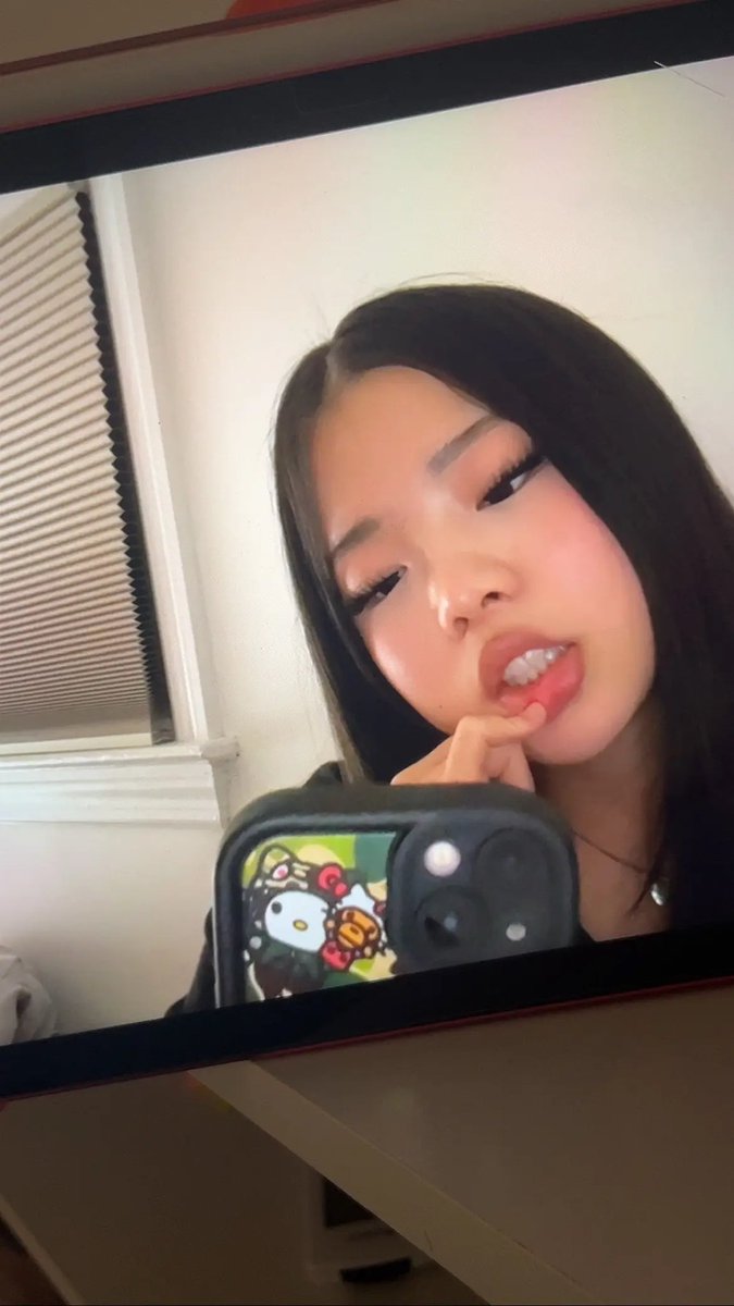 cutelolbye's tweet photo. https://t.co/ni7sFCeFJj