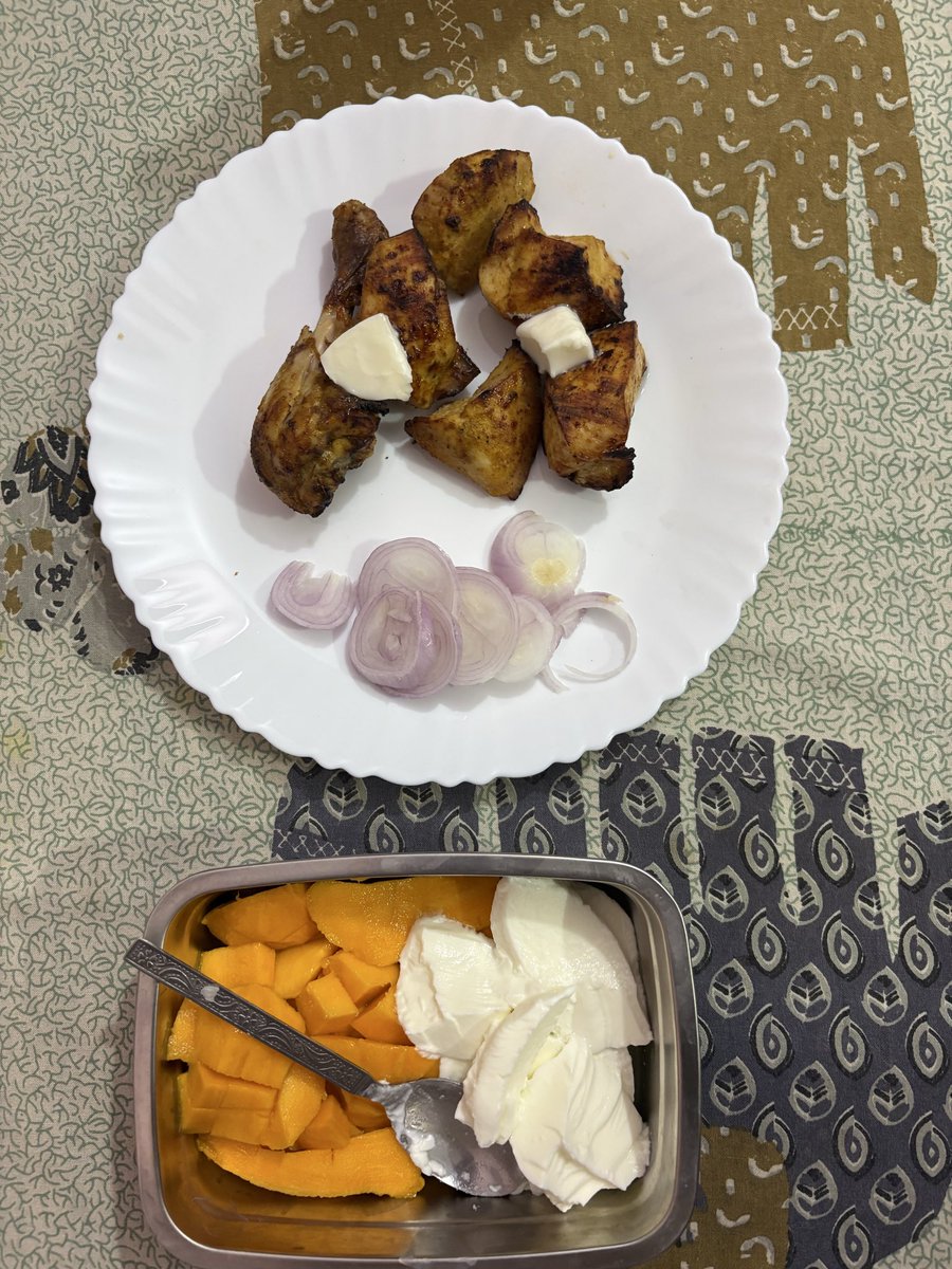 HabitSubatomic's tweet photo. @AaryanPrateekX Dinner : https://t.co/IBNy6xVTt4