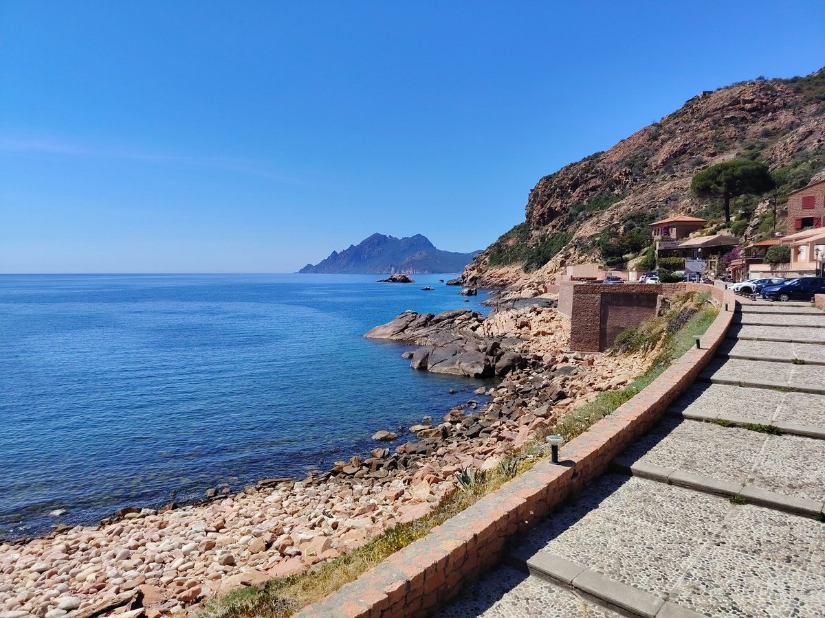 cyrilnicoli's tweet photo. Road trip Bastia Porto Calvi Bastia 🏍 #corsica https://t.co/u4QU6IWXw0