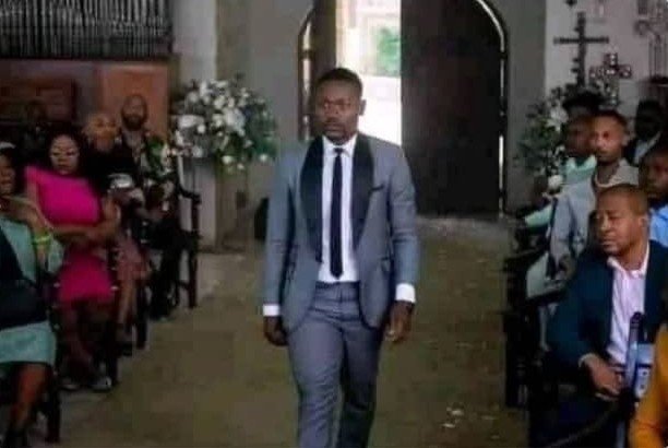 Luciano420_M's tweet photo. Me when the pastor calls those who want a BMW https://t.co/EJBuemcGdk