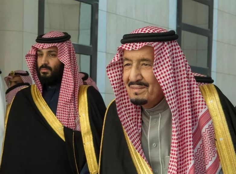 naifco's tweet photo. بتوجيهات القيادة، صرف دفعة جديدة بأكثر من 224 مليون ريال عبر @SaudiDRPY لدعم عجز موازنة الحكومة اليمنية وتغطية رواتب موظفي الدولة

السعودية مستمرة في تقديم العون والدعم للأشقاء في اليمن على مختلف الأصعدة🇸🇦 https://t.co/fQH7LI3y87