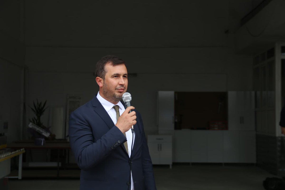 avgalipuzun's tweet photo. 📍 Taşova’mıza değer katacak yeni bir işletmenin daha açılışına katılarak bu güzel heyecana ortak olduk.

🏠 Bizim Mutfak Mobilya’nın açılış programında işletme sahibi Veysel Binici’ye hayırlı olsun dileklerimizi ilettik. Yeni iş yerinin bol kazançlara vesile olmasını, ilçemize ve hemşehrilerimize hayırlı hizmetler sunmasını temenni ediyorum.

Rabbim hayırlı ve bereketli kazançlar nasip etsin. 🤝

#Taşova #HayırlıOlsun #BizimMutfakMobilya #EsnafımızınYanındayız #Amasya