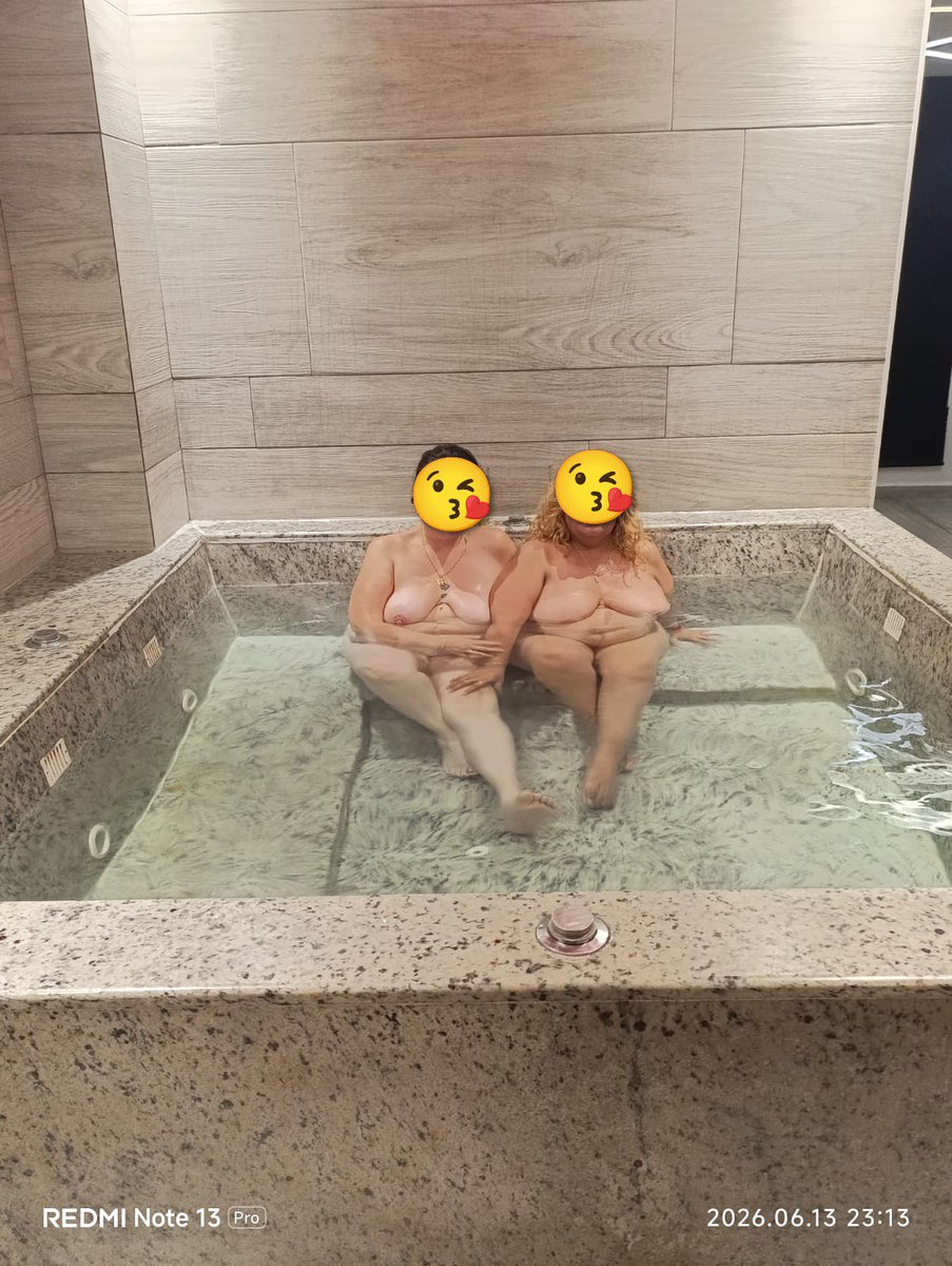 AlfroseAlfrose9's tweet photo. De traviesas en el jacuzzi la Sra Roos y la gran amiga de @luis_garci49288 gran interacción con esta hermosa pareja nos la pasamos genial en este hotel Roggue sus instalaciones muy amplias y el jacuzzi exelente https://t.co/LQeKgPUVG8