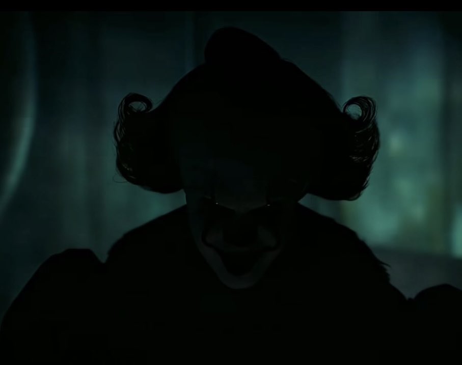 weavinguptales's tweet photo. When horror characters are bone-chillingly shrouded in darkness, you are watching horror greatness https://t.co/nrKcRd9q7Z