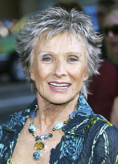 PollSter_Mike1's tweet photo. Setting aside their signature characters, who has the stronger body of work?

Cloris Leachman —
1. The Last Picture Show
2. Young Frankenstein
vs
Jennifer Connelly —
1. A Beautiful Mind
2. Requiem for a Dream https://t.co/SsEcAzLLJb