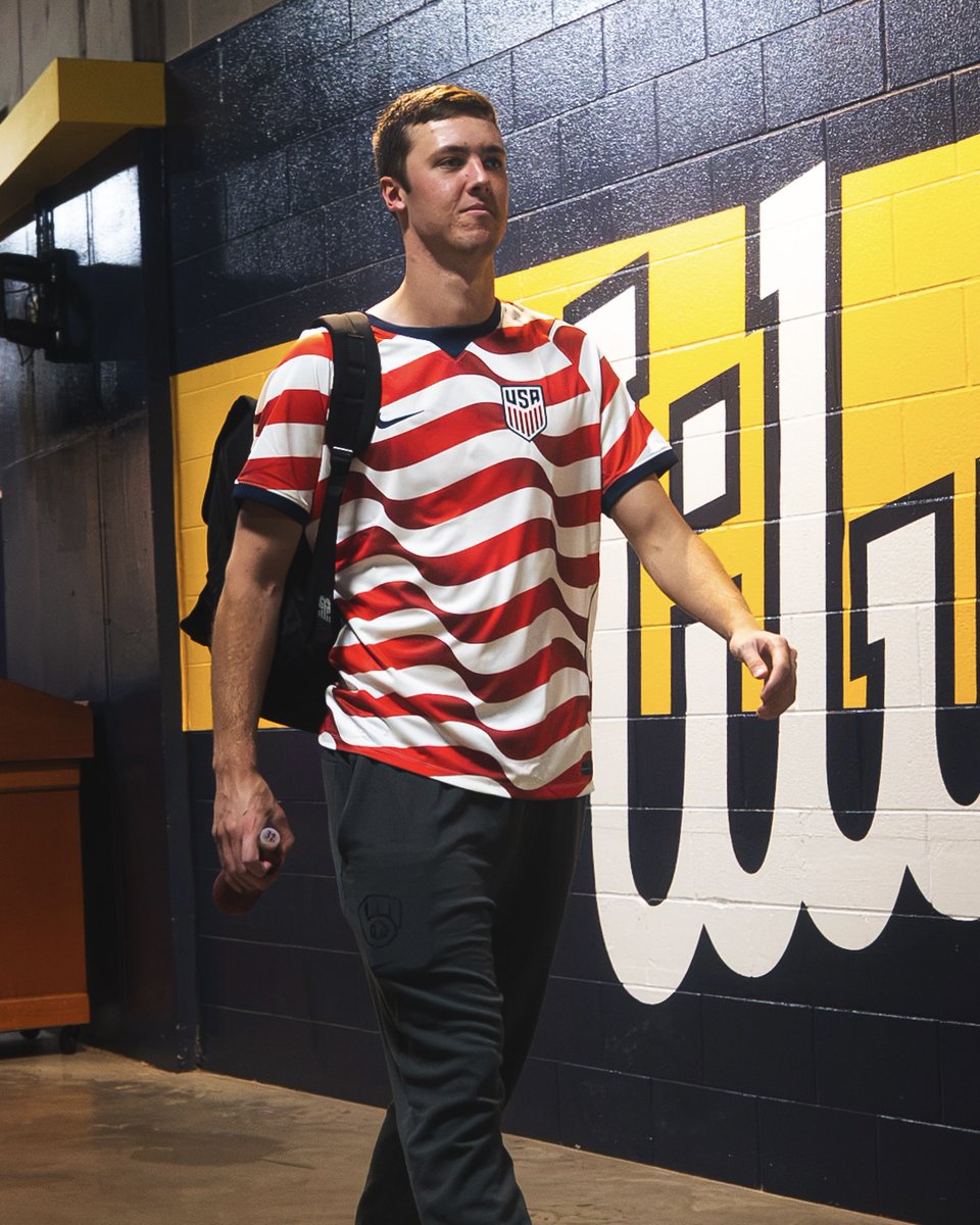 Brewers's tweet photo. Let's go get a win today, @USMNT 🇺🇸 https://t.co/K1kXZOmNdV