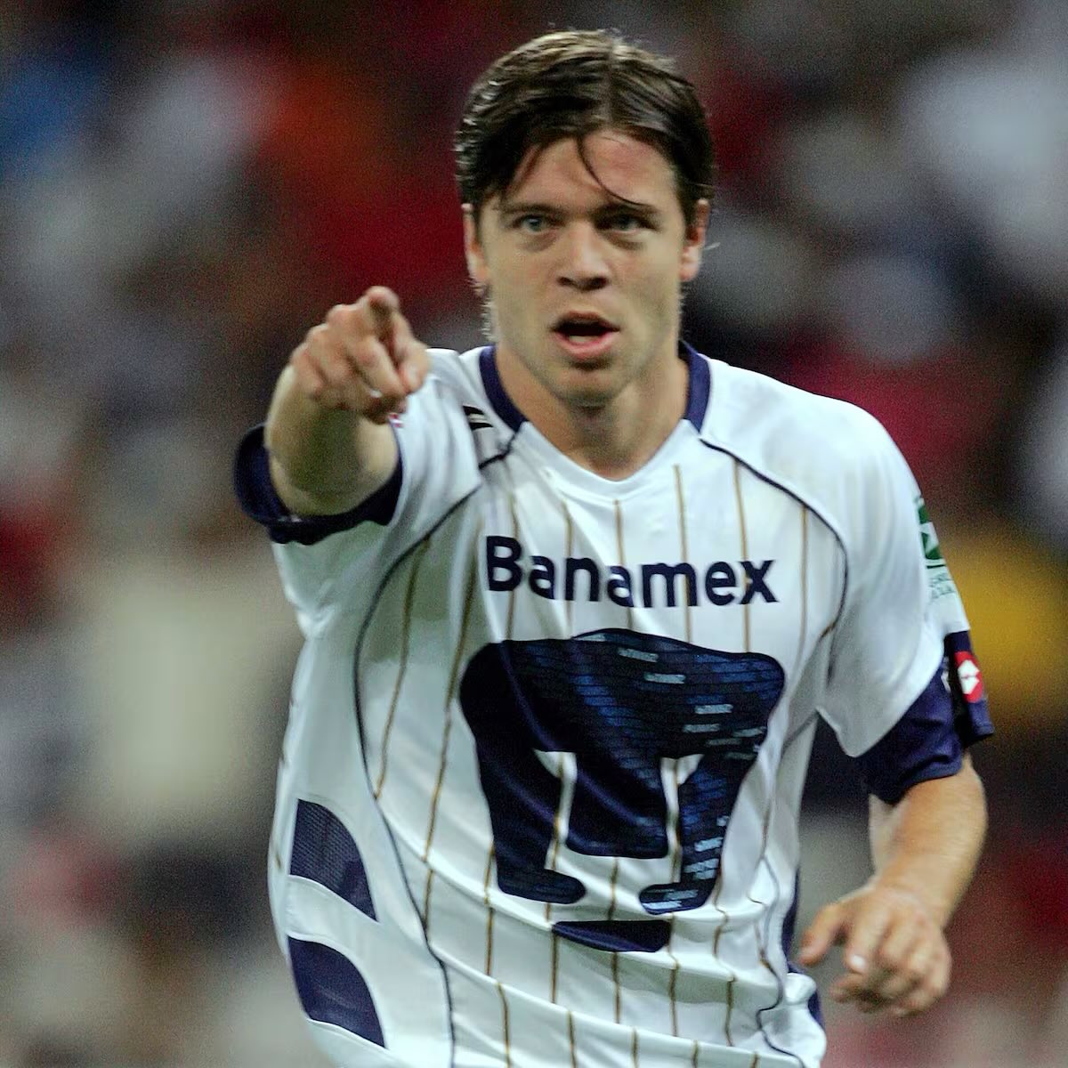 sxndxvxxl's tweet photo. Todavía recuerdo que mientras Antonio Sancho me violaba en los baños del Estadio Olímpico Universitario, llegó Esteban Solari, lo enfrentó y salvó mi vida. Gracias Tano, bienvenido a casa. https://t.co/OOmLx4KpWR
