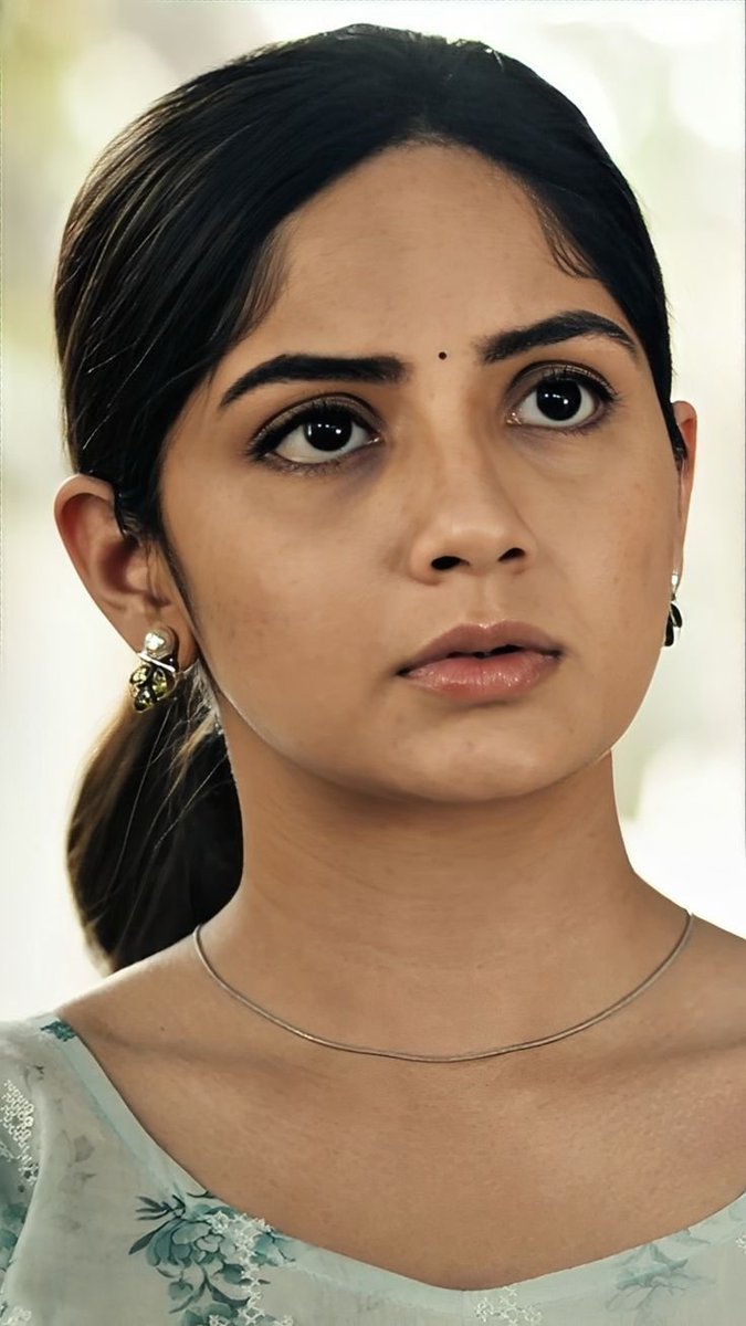 Madmax_AI's tweet photo. Frd - i like boy's 

Me - enakum da, un fvt episode edhu

Frd - episode uh? 

Me - gomala deeeiiiiii..... 😬 https://t.co/zpwxtGxcdI