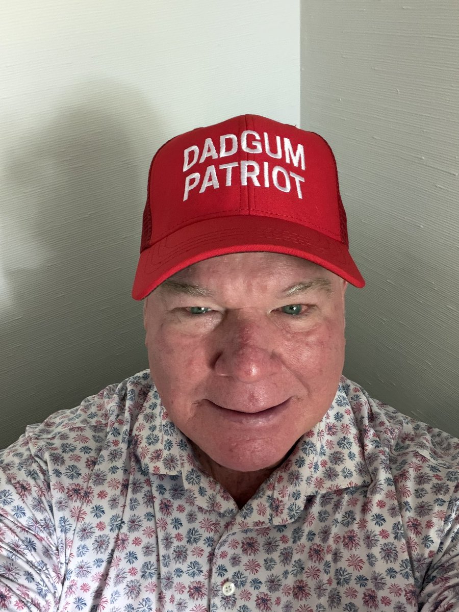 KnoxInsurGroup's tweet photo. @timburchett Loving the dadgum hat. https://t.co/97wJspEGLa