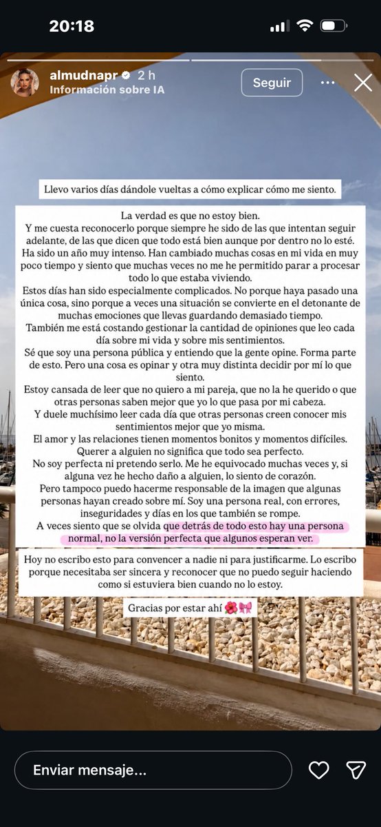 criticoide's tweet photo. Pero es posible que Almudena de la isla de las tentaciones no sepa ni explicar lo que siente y se lo tenga que escribir chat gpt? De verdad, qué hartura la cantidad de gente sin oficio ganando dinero a espuertas. https://t.co/K2SwQ34J1G
