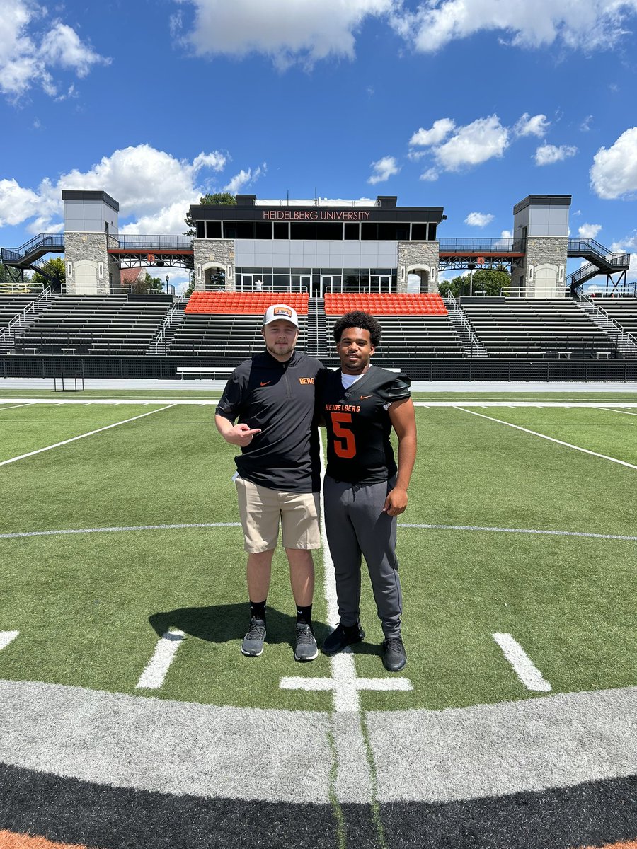 ChristianS77414's tweet photo. After a great visit and conversations with Coaches, I am blessed to receive an offer from Heidelberg University!
@BergFootball 
@Coach_Donaldson 
@CoachJakubcin 
@coachjasonlewis 
@CoachMabatah 
@CoachTMill44 
@Isaac_Wilson43 
@CoachJlew https://t.co/hfZCULhDUu