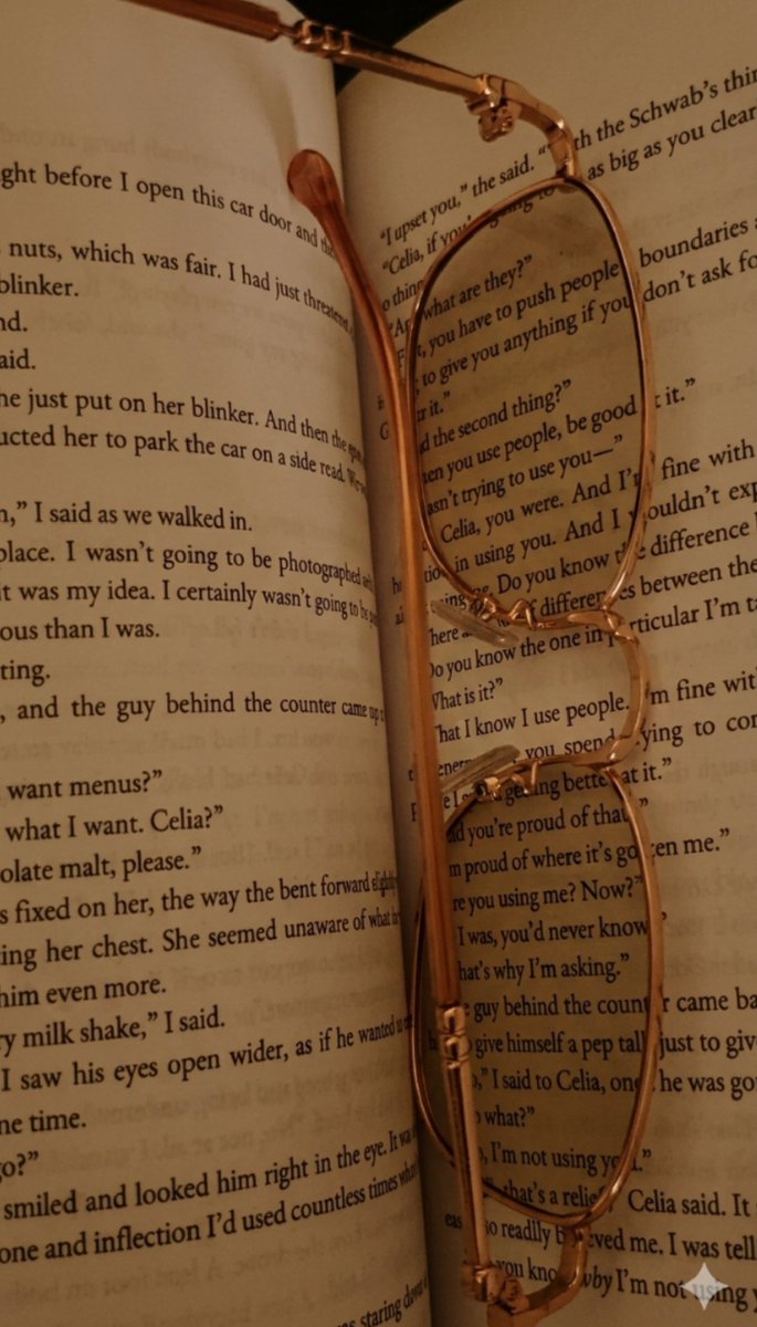 liavelunee's tweet photo. ೀ⊹ ࣪ [study log🍁🦢]

[reposting cause it got deleted] second day of anaphy and me + random book sesh for a mind break https://t.co/dTbYGOi6rq