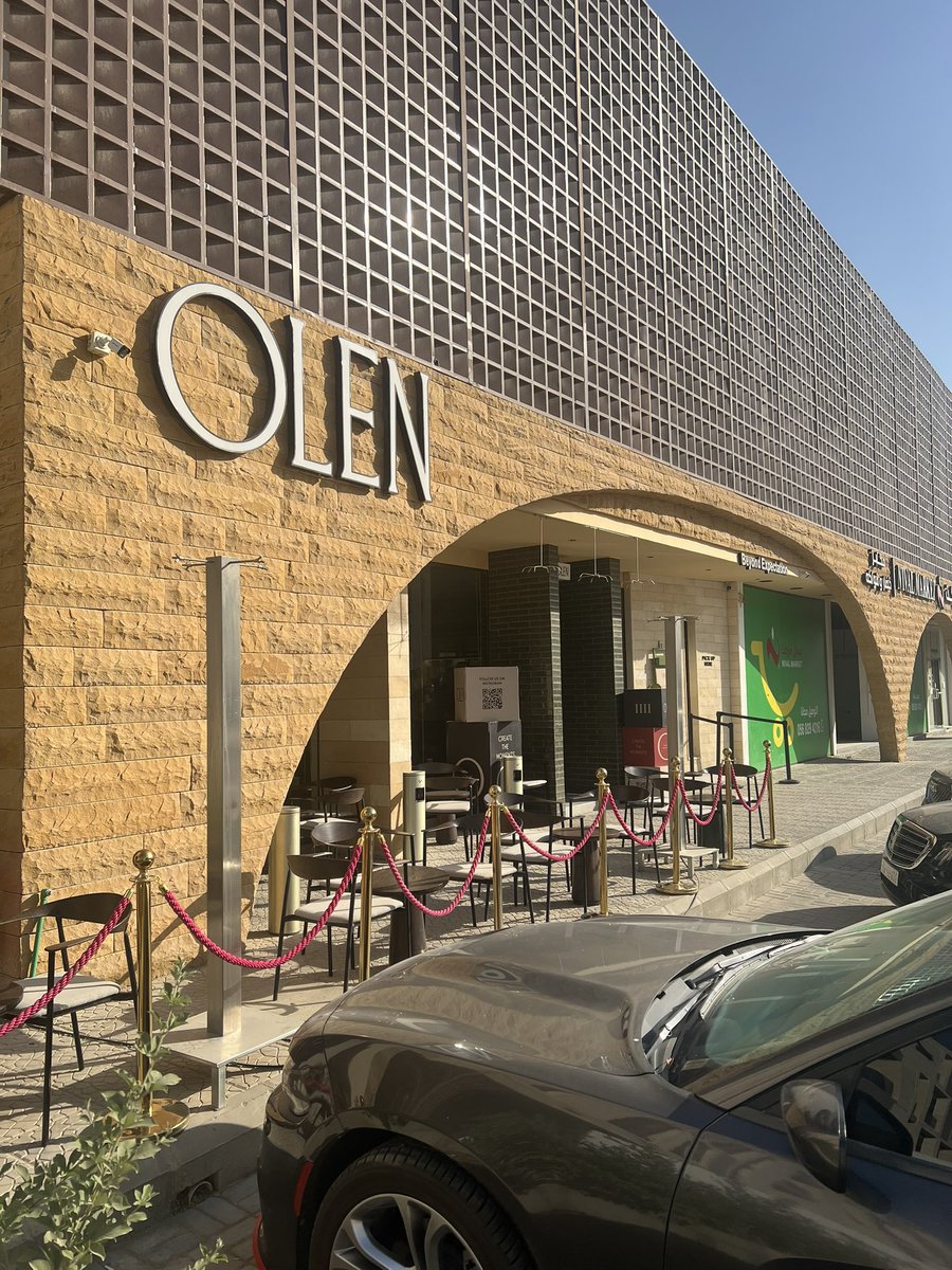 abdullahc502's tweet photo. أولن - OLEN 🌿

جديد اولن بابكا شوكولاتة لذيذه😍
من قهاوي حطين الجميله 
جلسات داخليه وخارجيه https://t.co/kBpDt308Mz