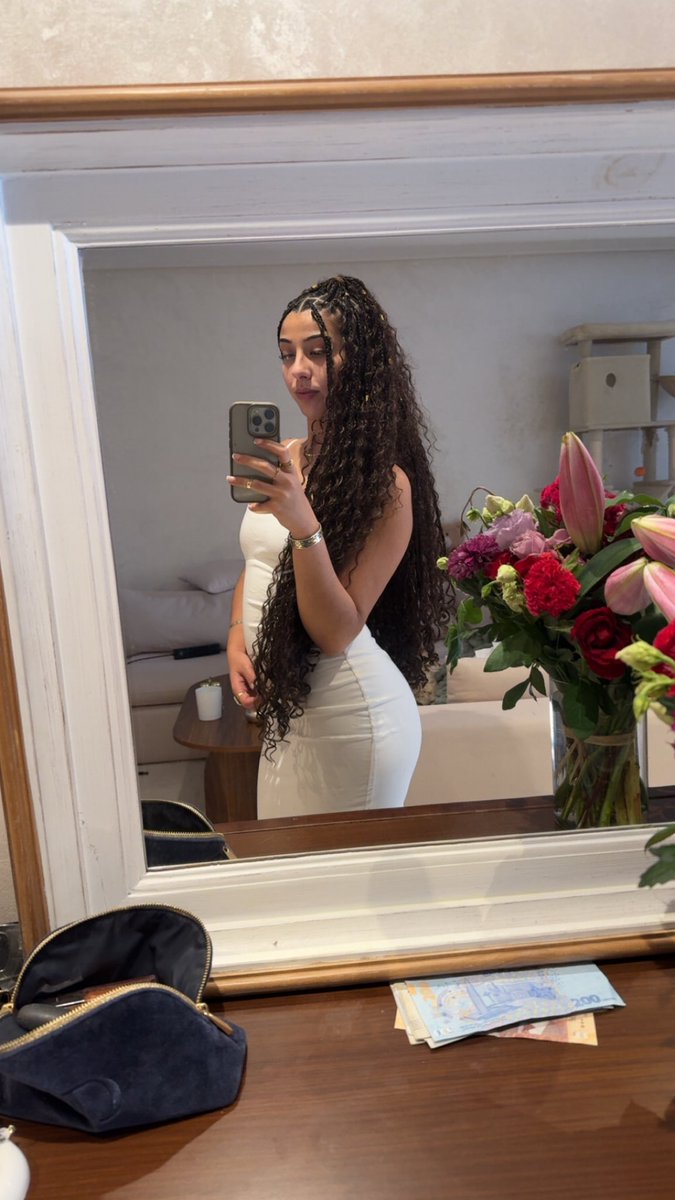 NourDeesse_'s tweet photo. ootd😝 https://t.co/t24t02xWs4