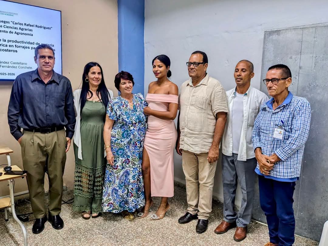 CubaMES's tweet photo. 🌱📚 Se desarrollaron las defensas de tesis en opción al título de Ingeniero Agrónomo. Los estudiantes presentaron investigaciones vinculadas a los resultados de la primera etapa del proyecto Cienpinos.

🇨🇺 👏 ¡Felicitaciones! 

📸ℹ️ @ucfgos
#UniversidadCubana
#MES50Años https://t.co/LQ7z2QAA8X
