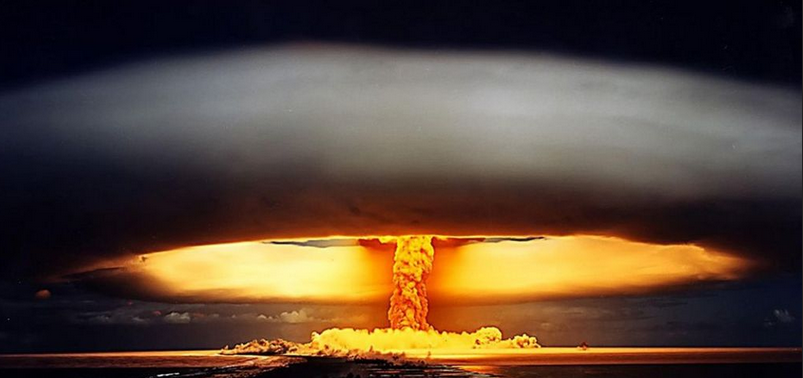 JuanGrvas's tweet photo. Israel tiene bombas atómicas
Irán no tiene bombas atómicas
Siria no tiene bombas atómicas
Líbano no tiene bombas atómicas
Yemen no tiene bombas atómicas
Palestina no tiene bombas atómicas
Israel tiene bombas atómicas, insisto
¿Ve por qué Israel actúa con total impunidad? https://t.co/aB1dAAXm9I