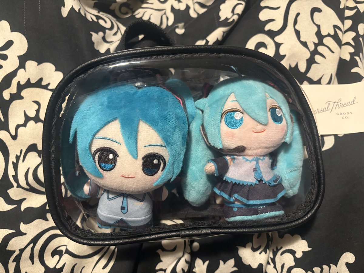 Alanza39's tweet photo. A perfect fit! https://t.co/xLB9x4vqzs