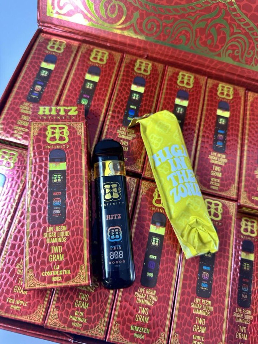 DopeBoyPackz's tweet photo. Authentic HITZ Disposables Available 
Send Dm to place your order or link in bio
#hitz #authentichitz #disposable 
#vape #cart #vaporizer 
#liquiddiamond #liverosin https://t.co/ML9V3gEU73