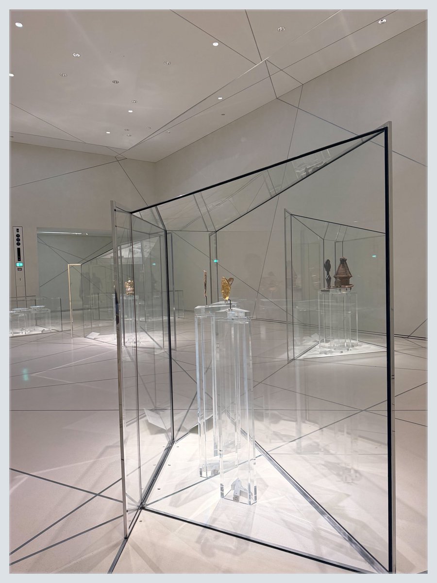 RaynerSakari's tweet photo. The Louvre, Abu Dhabi. Between masterpieces and memories. https://t.co/7r3v2O4nmX