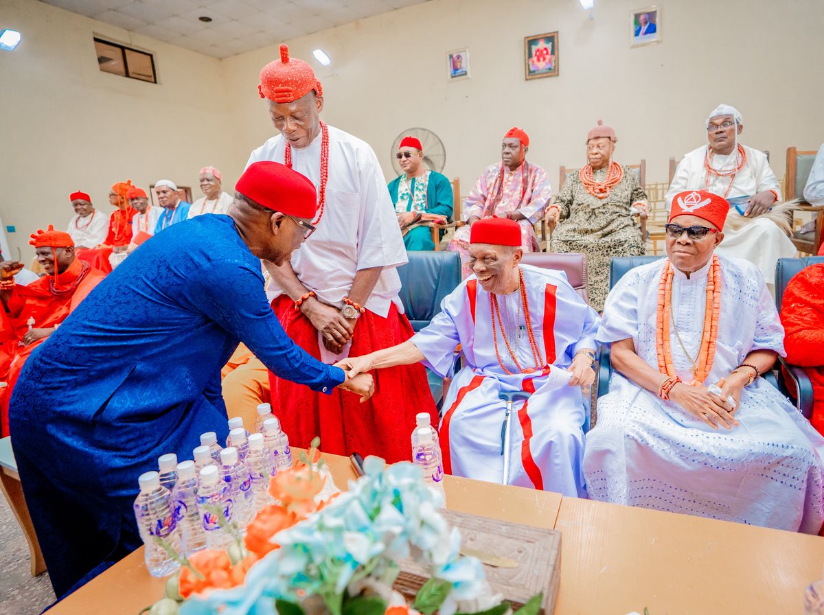 IAOkowa's tweet photo. Yesterday, I paid a consultation visit to the revered royal fathers of Delta North at the palace of His Royal Majesty, Emmanuel Efeizomor II, OON, the Obi of Owa, as part of my ongoing stakeholder engagements across the district.

Our discussions focused on the continued peace, unity, and development of Delta North, as well as the collective responsibility we share in advancing the interests and wellbeing of our people.

I deeply value the wisdom, counsel, and leadership of our traditional rulers, whose role in preserving our culture, promoting harmony, and fostering development remains invaluable.

I am grateful to Their Royal Majesties for the warm reception and insightful engagement, and I remain committed to working with all stakeholders in pursuit of a stronger, more united, and more prosperous Delta North.