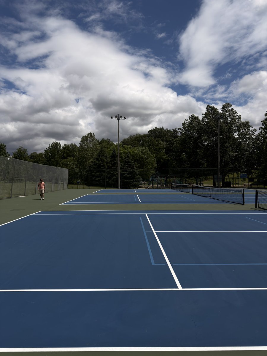 richden019's tweet photo. Cardio🏓🎾 https://t.co/69kl8R8hVS