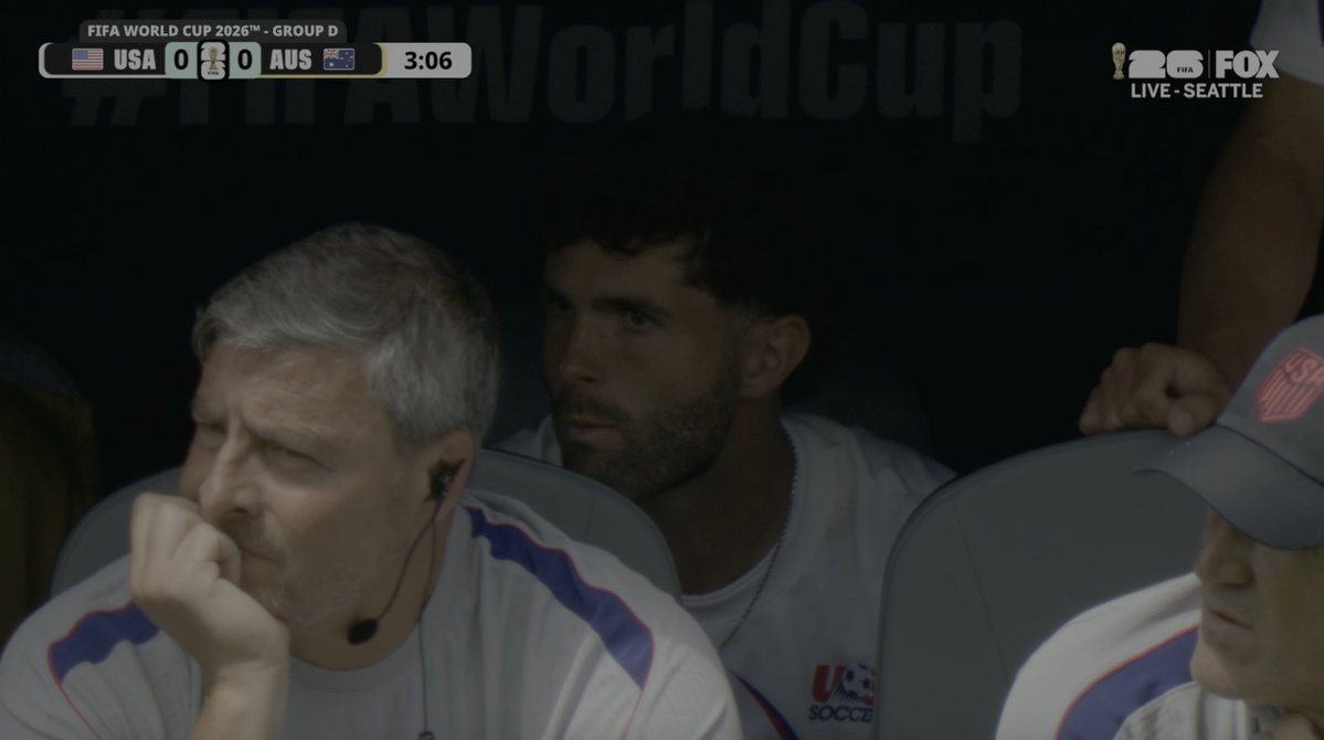 usmntonly's tweet photo. A look at Christian Pulisic on the bench for the USMNT vs. Australia https://t.co/uz4Dkg0mGq