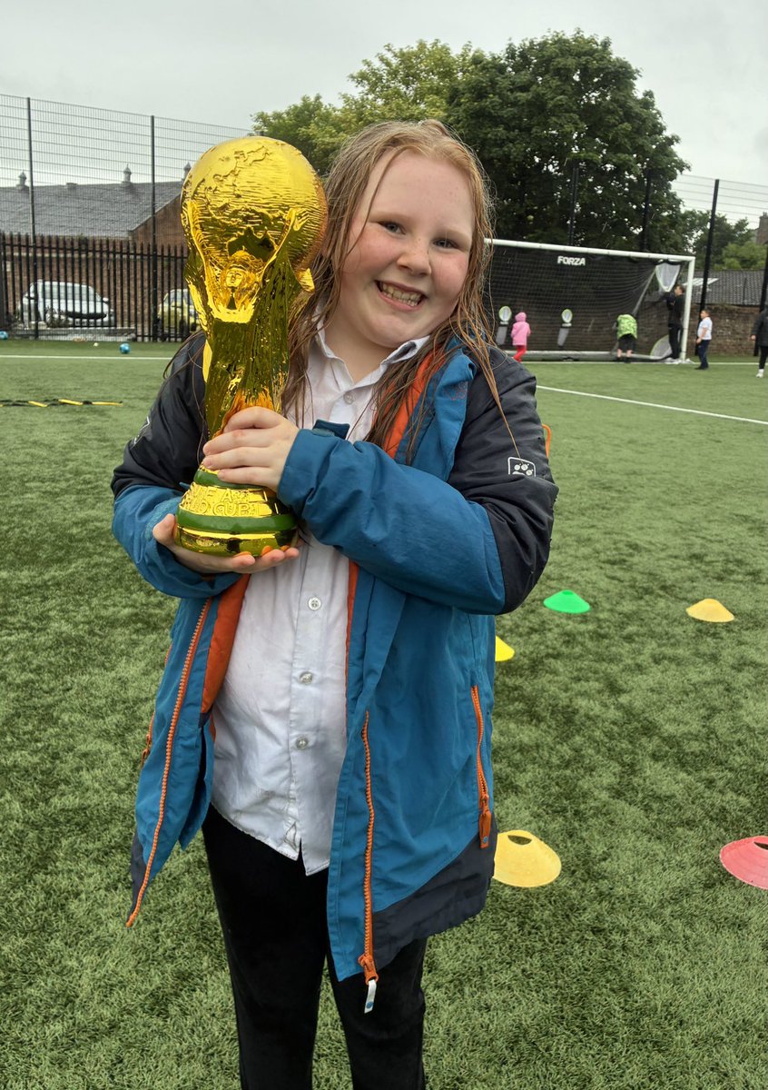 dundeeunitedct's tweet photo. 🏆World Cup Event🏆

Another fantastic event celebrating the World Cup at Foundation Park today 🏴󠁧󠁢󠁳󠁣󠁴󠁿

#FootballForAll 
#2026SummerofSport
#GameOn

@ScotFAEast 
@ShonaRobison 
@StewartHosieSNP https://t.co/ueVkLWt7cQ