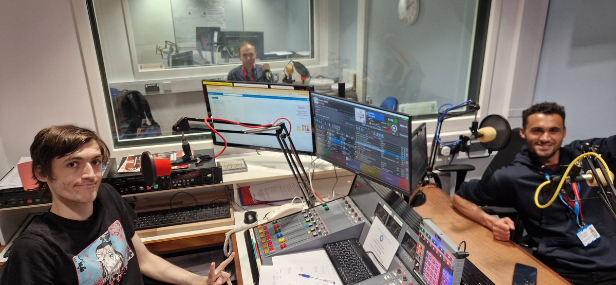 bhbsrequest's tweet photo. Tullis &amp; Theo are looking after Requestline until 10pm including Jim's local news at 9.30pm... Contact us for a request... Listen on NHS wi-fi... Find wifilounge on your browser or scan the QR code on our flyer... https://t.co/XuoaAaVFDa