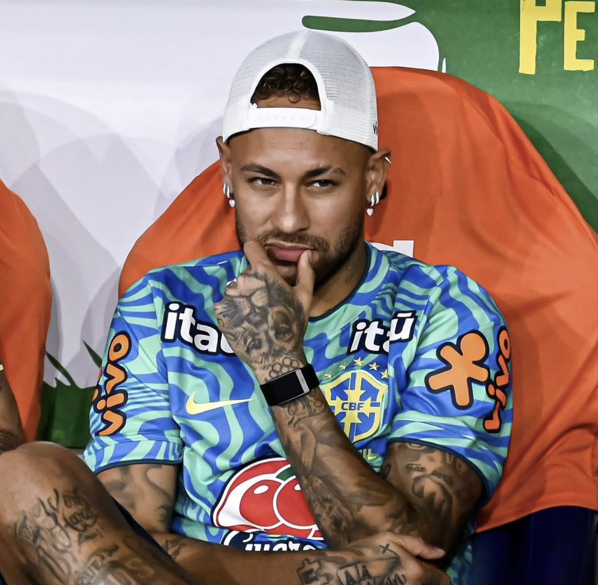 MohaXtra's tweet photo. 🗣️ Neymar on Carlo Ancelotti telling him he must continue training separately from the main group:

“Of course it was difficult to hear. Every day I wake up wanting to train with my teammates and help Brazil on the pitch. When the coach told me I still needed to continue working separately, I was disappointed because I feel the desire to play more than anyone.

But I respect Ancelotti’s decision. He has a responsibility to protect the team and also to protect me. Sometimes as a player you want to return as quickly as possible, but recovery doesn’t always move at the speed you want.

I will keep working hard, stay patient, and be ready for the moment when the coaching staff believes I can contribute at 100 percent. Representing Brazil is the greatest honor of my career, and nothing will stop me from fighting to wear this shirt again.

For now, my job is to stay focused, support my teammates, and continue my recovery. My time will come.”

🇧🇷💛