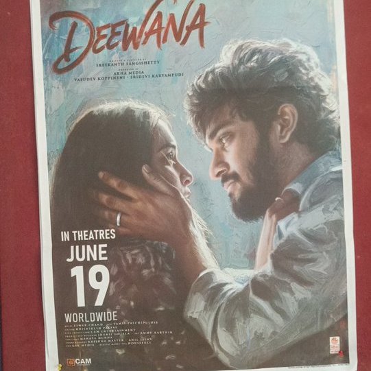Sreenivas0428's tweet photo. #Deewana
Story of Love, friendship & acceptance💝
Done a good job by debutant Director👏
#Harshith good acting, Story selection🙌
#Smeha guts to accept this role as debutant😍
BGM elevates the movie
DECENT entertainer it scores mainly strong interval twist, emotional 2nd half https://t.co/z09I8d0ArI