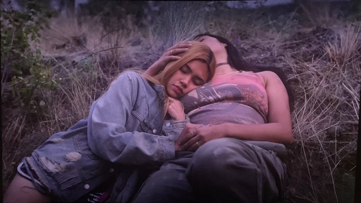 blewrcha's tweet photo. There is something so beautiful about lesbianism https://t.co/HdbcFYBwQB