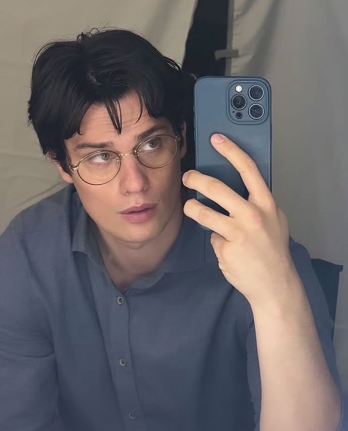 dobv8id's tweet photo. He’s really the only man EVER https://t.co/xvqXaixHDG