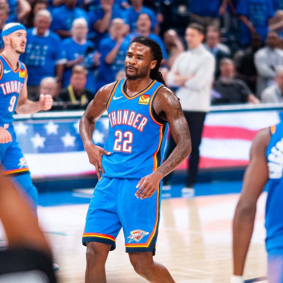 ThunderNumbers's tweet photo. Cason Wallace led the NBA in total steals in both the regular season AND in the postseason. He is the 5th player in NBA history to accomplish that.

2026 Cason Wallace
2015 Steph Curry
2010 Rajon Rondo
2002 Jason Kidd
1975 Rick Barry https://t.co/lrcDVaOSGd