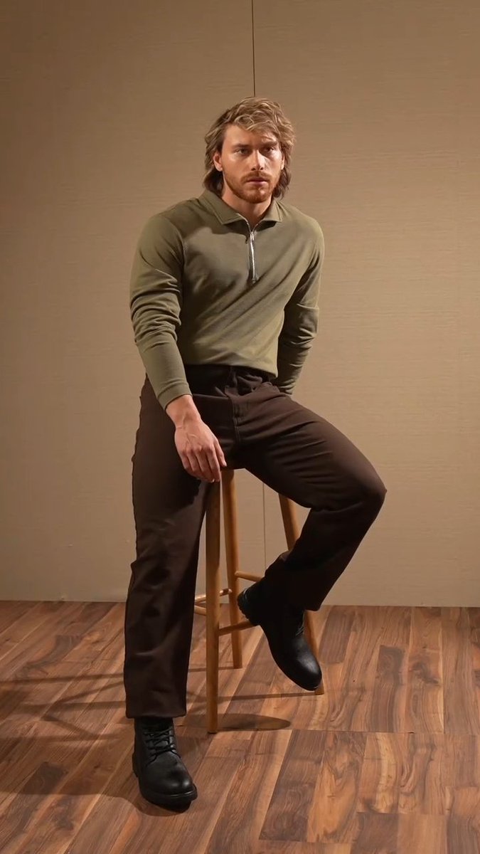 koovstigma's tweet photo. Aldo modelo de cklass sí a todo https://t.co/qSrekye1Ou