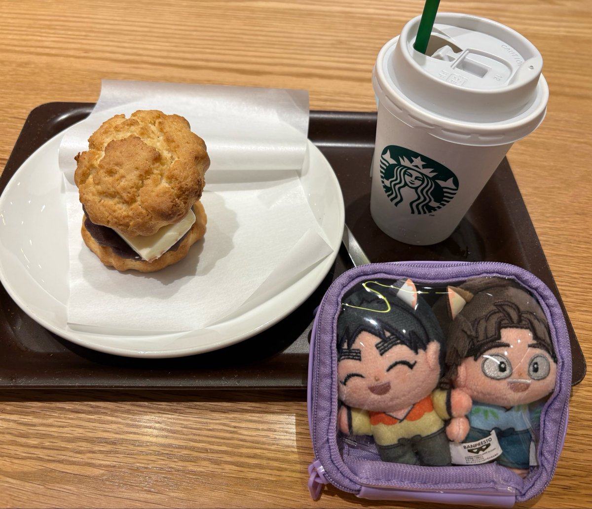 niroxiaoblack's tweet photo. あんバタースコーンサンド、罪 https://t.co/LaxR9Q84vX