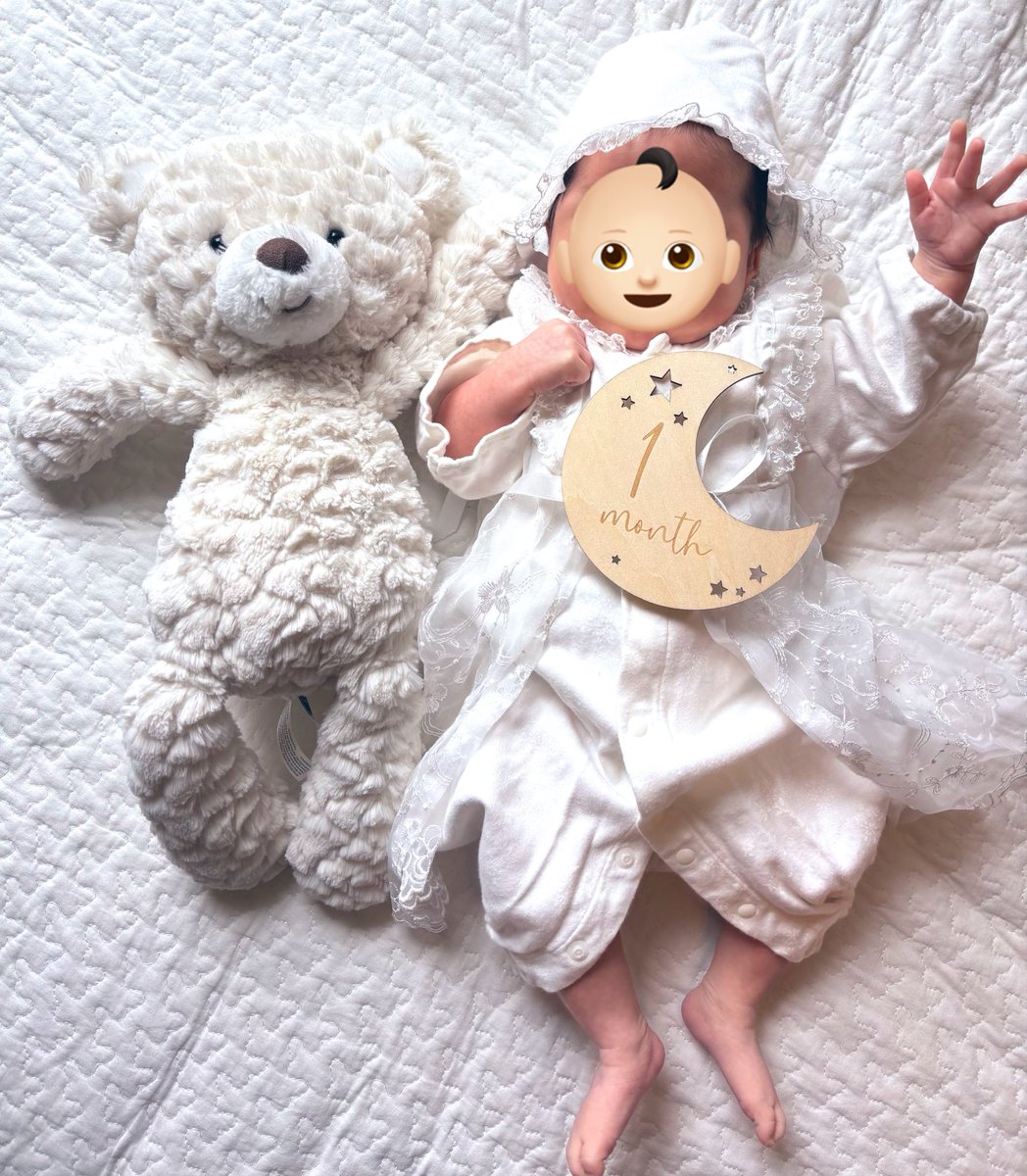 Saapitoon's tweet photo. あっという間に 1 month ⑅ ⸝꙳
乳腺炎になって死んでました😇 https://t.co/PxF4mgjxWc
